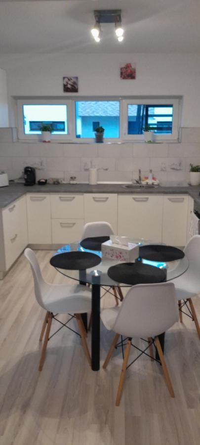 Apartament King Cisnadie Appartement Buitenkant foto